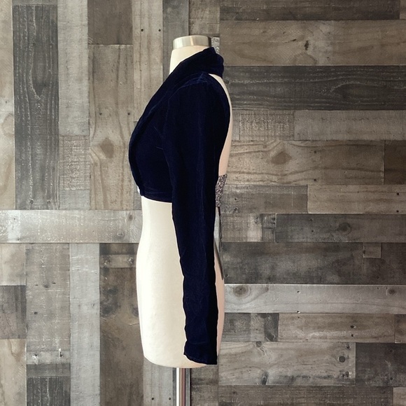 NWT! PrettyLittleThing sequin velvet shrug size 4 elegant glam cocktail party - Picture 11 of 14